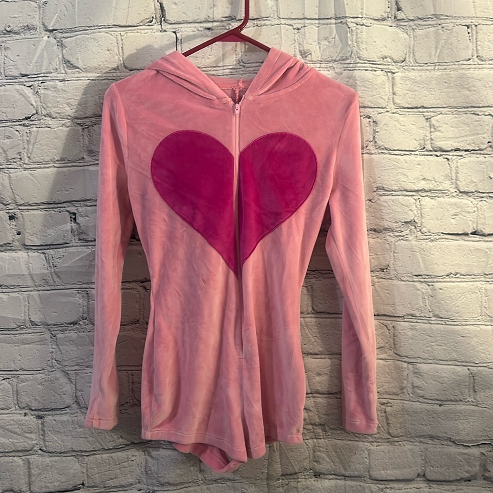 Vday Romper Hoodie with zipper 💖💖